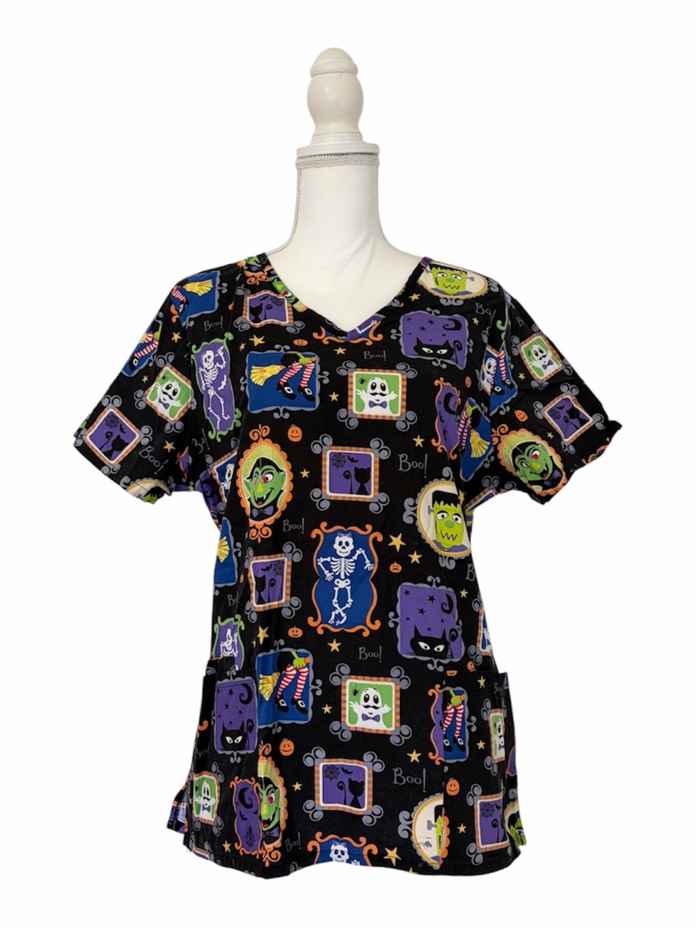 SB Scrubs Dracula and Frankenstein Halloween Print Nursing Scrub Top Women’s Med